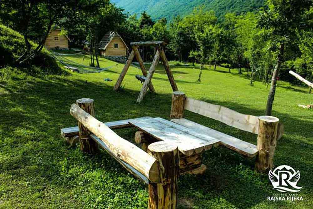 Rajska rijeka kamp