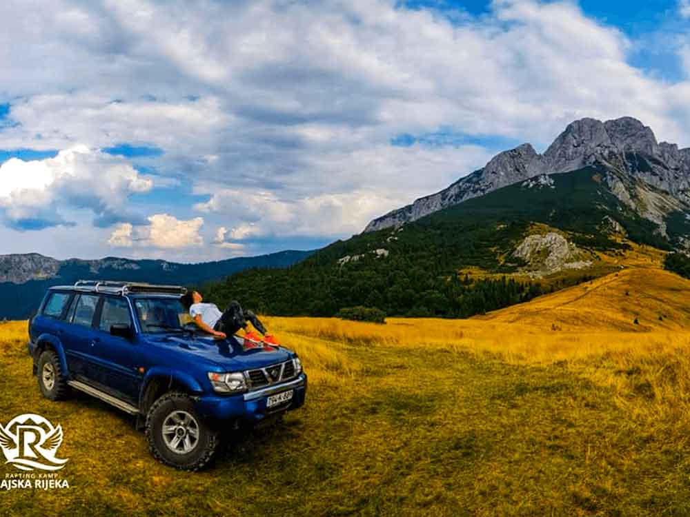 Jeep safari
