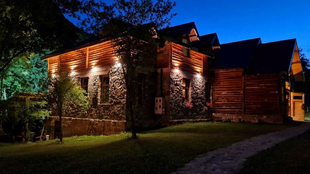 Rafting na Tari u organizaciji kampa Rajska rijeka 