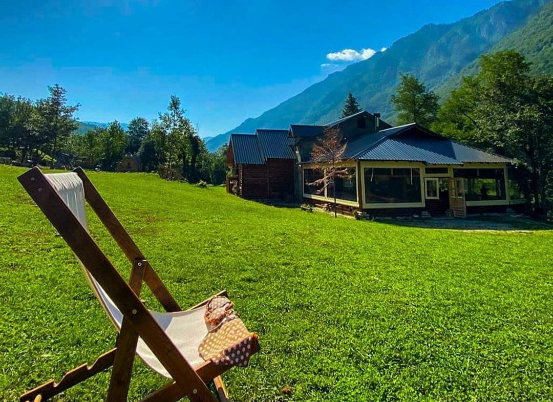 Tara rafting – savršen dan u rafting kampu Rajska rijeka