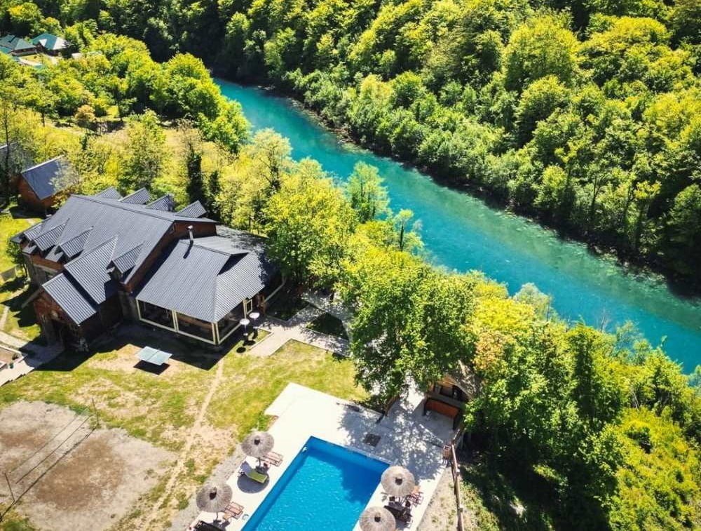 Kamp Rajska rijeka