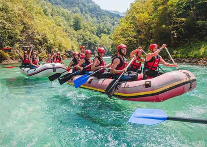kada je najbolje ici na rafting tarom