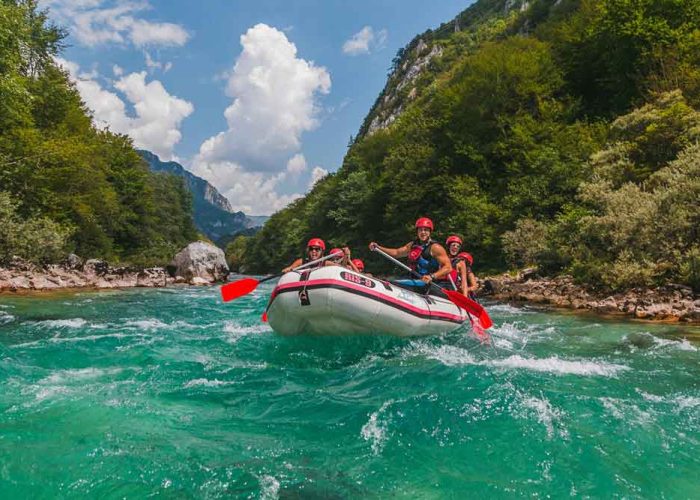 Najbolji prvi maj na Tari - iskusite rafting Tarom na pravi način