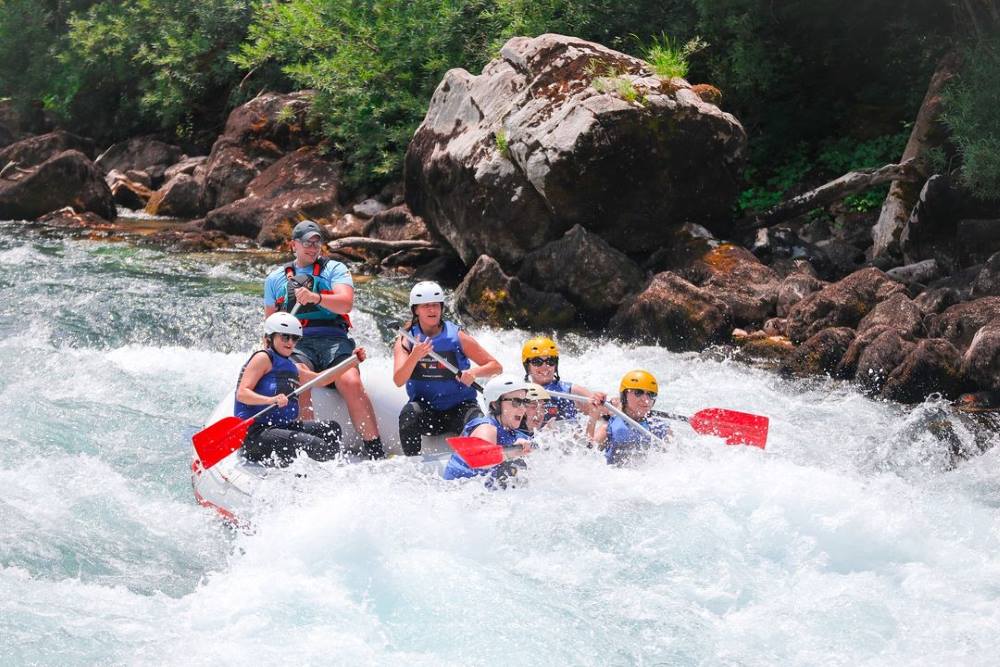 Rafting na Tari u jesen – idealno vreme za savršenu avanturu