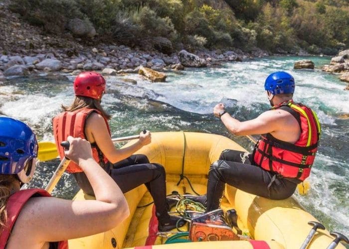 Pobedite strah od vode i probajte Tara rafting
