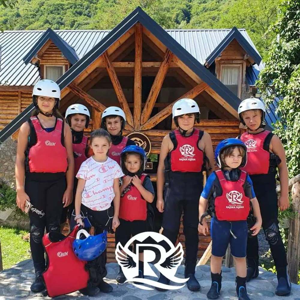 Da li postoji starosna granica za učestvovanje dece u rafting Tarom avanturi?