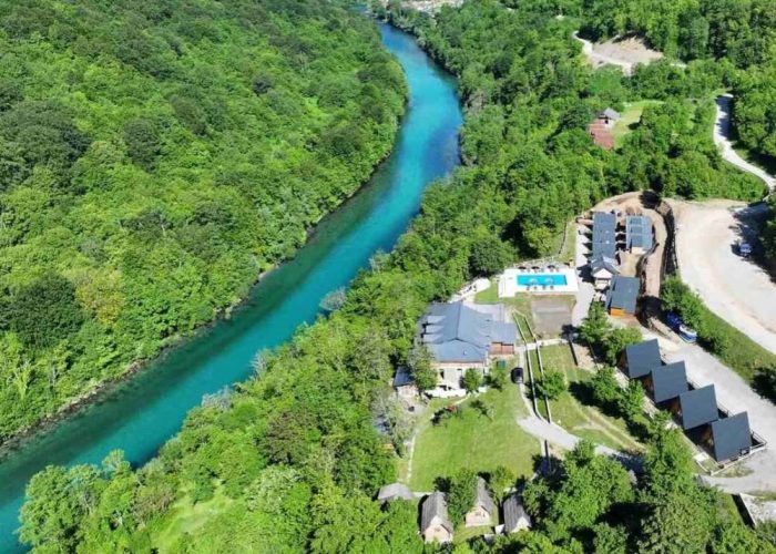 Biraj rafting Tarom i odmor koji ti stvarno prija