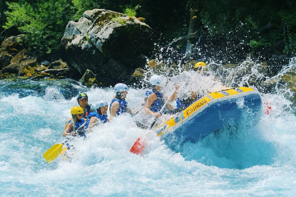 Šta da uradite ako ispadnete iz čamca tokom rafting spusta