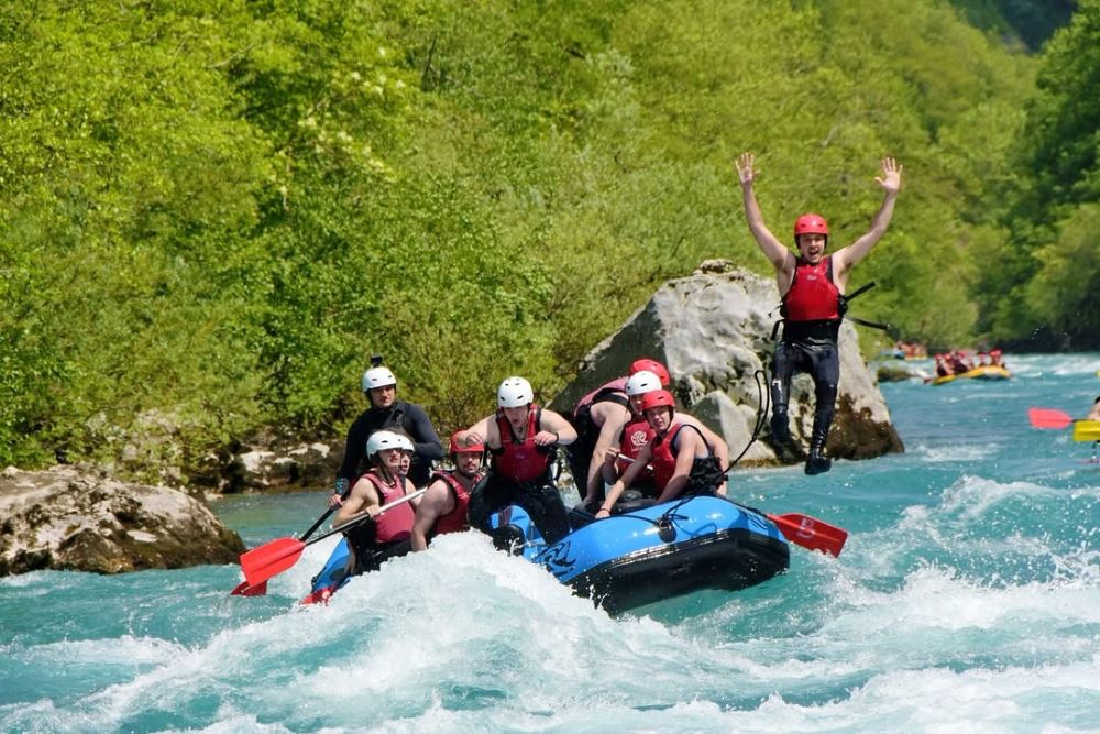Rafting na Tari vikendom ili radnim danima – šta je bolji izbor?