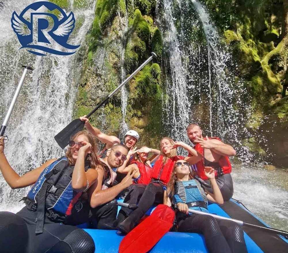 Bajlovića sige i dvodnevni rafting Tarom – vodopad koji se ne vidi sa puta