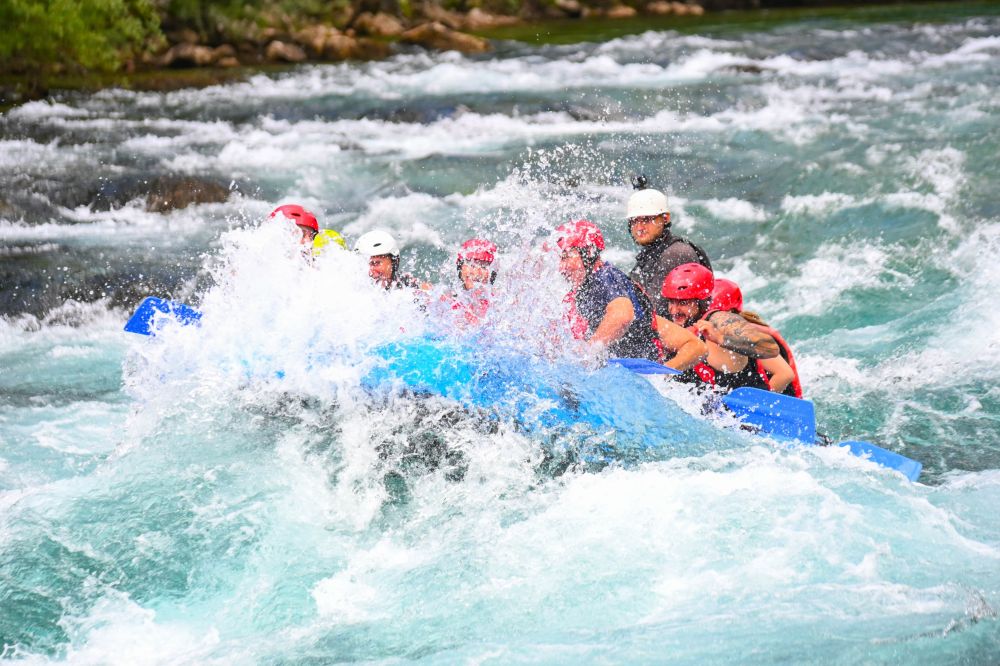 Šta ljudi misle o raftingu na Tari – a šta je stvarno?